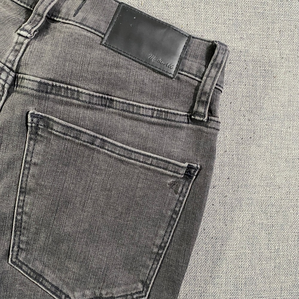 Madewell 9 High Rise Skinny Jeans Distressed Gray Wash Women's Size 26
